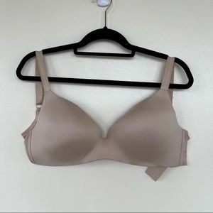 Uniqlo Beige 3D Hold Wireless Bra